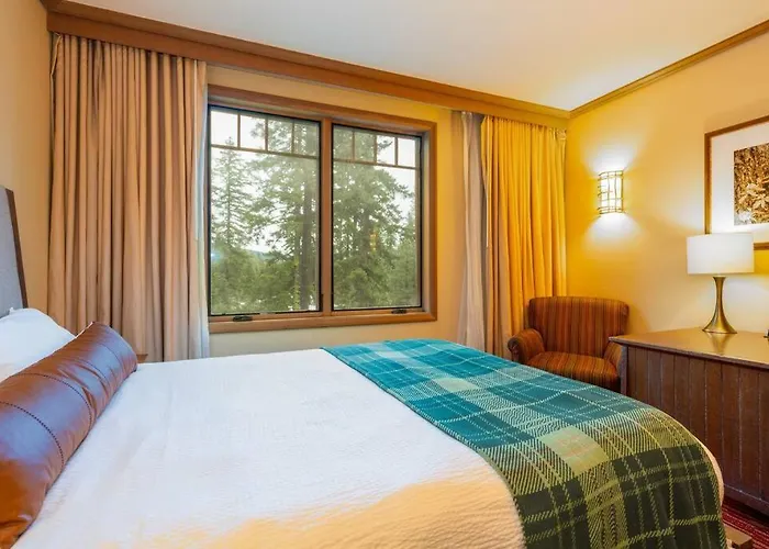 4006 Suncadia Lodge Pool And Hot-Tub Access With Hotel Amenities
